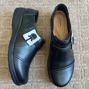 Clarks Collection Cheyn Madi Flats Women's 9 Black Leather Slip On Shoes Comfort